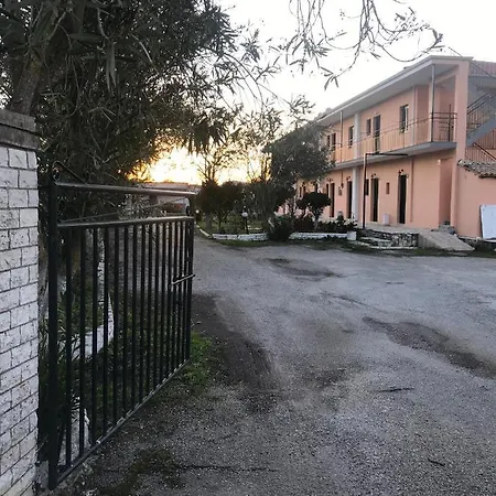 Affittacamere In - Banos And Swimming Pool